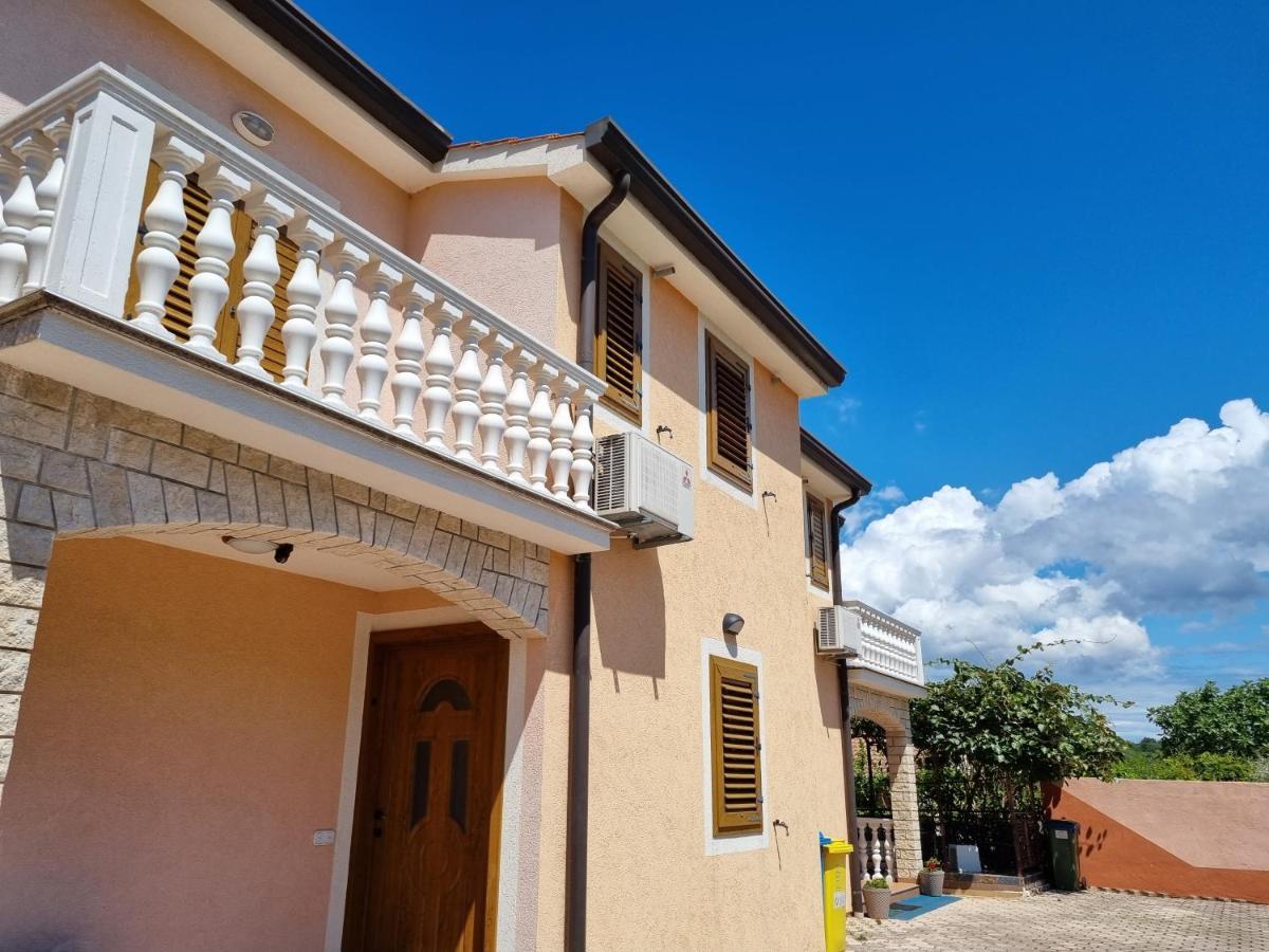 Juli No3 & No4 Apartment Mugeba Exterior photo